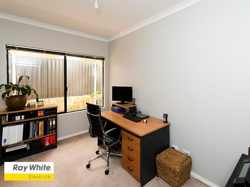 5 Goodison Way, Aveley WA 6069