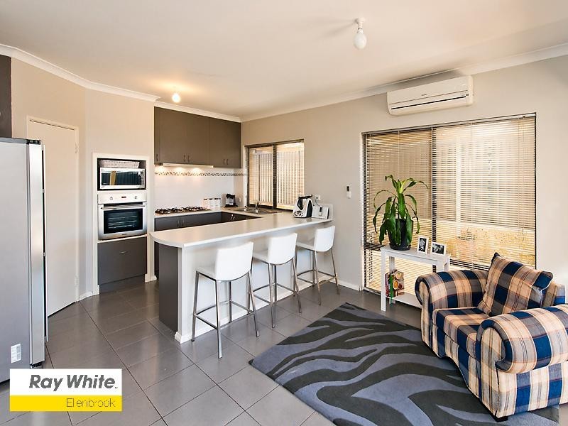 5 Goodison Way, Aveley WA 6069