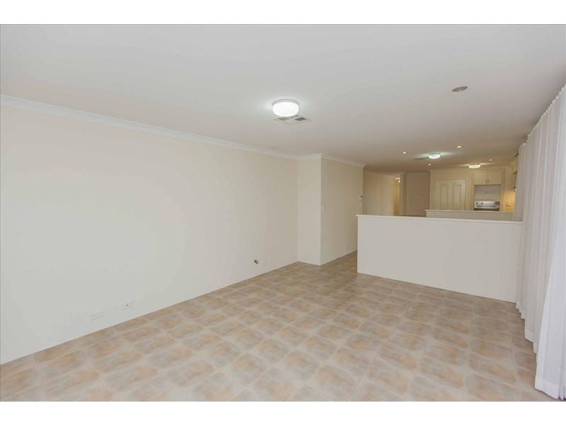 7/1 Brumby Avenue, Henley Brook WA 6055