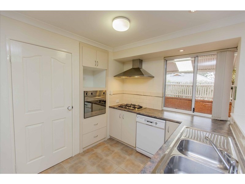 7/1 Brumby Avenue, Henley Brook WA 6055