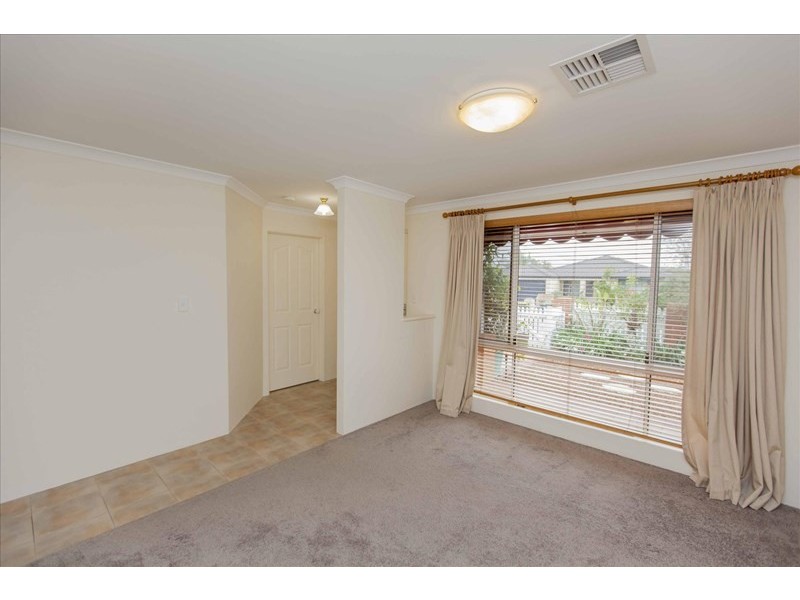 7/1 Brumby Avenue, Henley Brook WA 6055