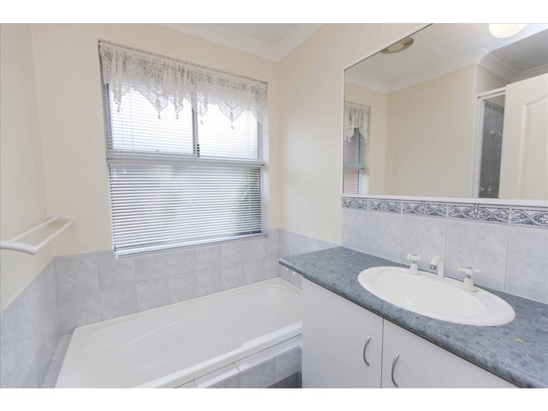 7/1 Brumby Avenue, Henley Brook WA 6055