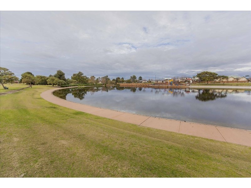 7/1 Brumby Avenue, Henley Brook WA 6055