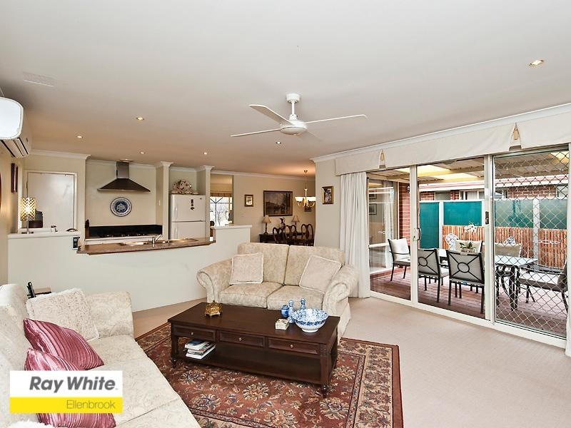 11 Wollaston Vista, Ellenbrook WA 6069