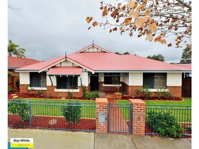4 Woodlake Boulevard, Ellenbrook WA 6069