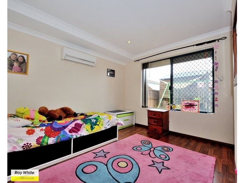 4 Woodlake Boulevard, Ellenbrook WA 6069