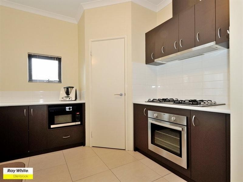 9 Vaspar Link, Aveley WA 6069