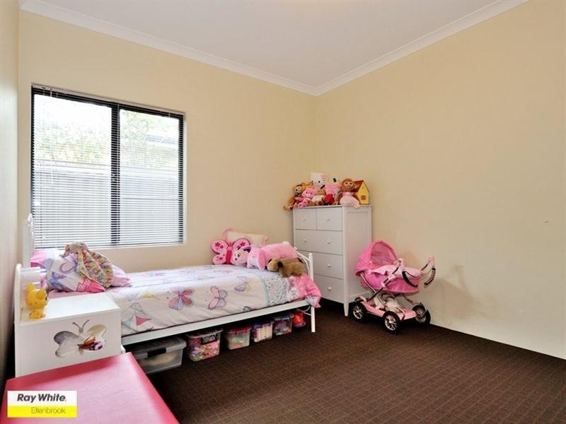 9 Vaspar Link, Aveley WA 6069