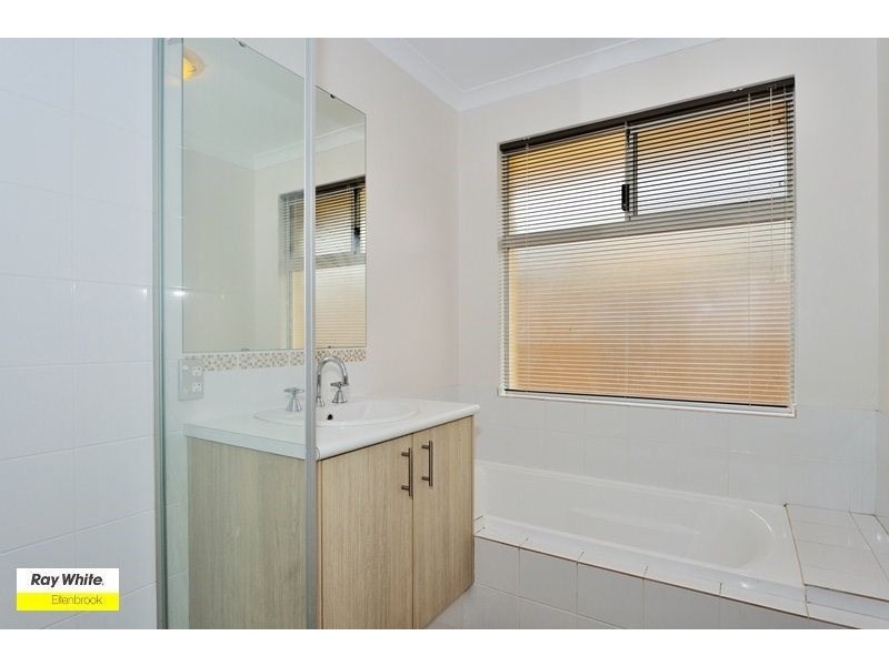 23 Soho Brace, Ellenbrook WA 6069