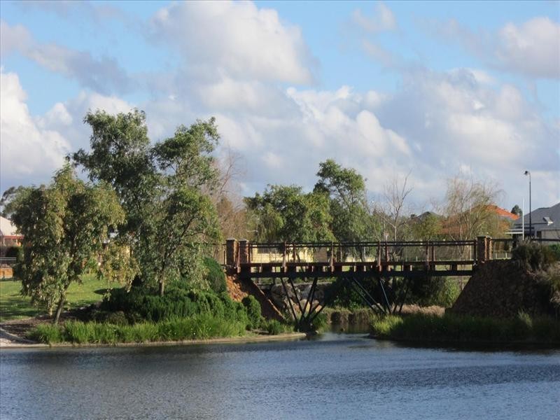 9 Farrier Terrace, Henley Brook WA 6055