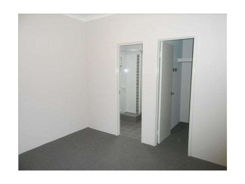 95 Holdsworth Avenue, Aveley WA 6069