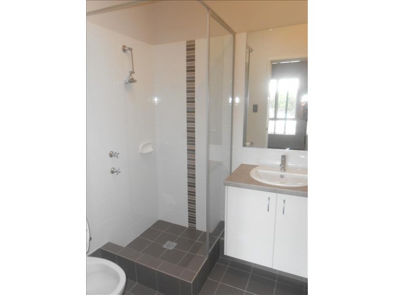95 Holdsworth Avenue, Aveley WA 6069