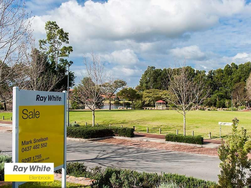 29 Highpoint Boulevard, Ellenbrook WA 6069