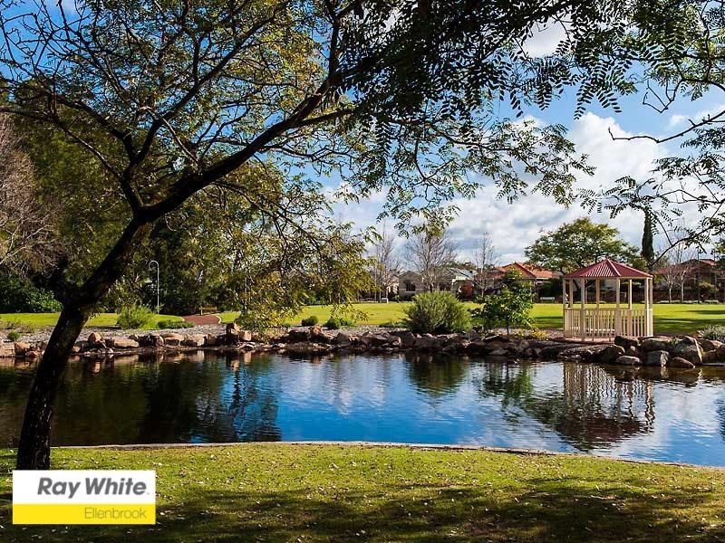 29 Highpoint Boulevard, Ellenbrook WA 6069