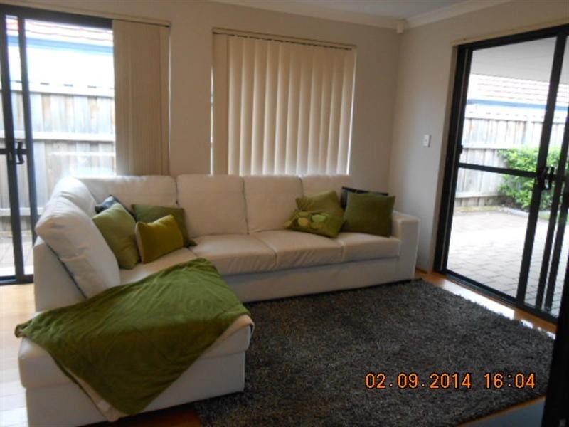 6 Dunrobin Drive, Ellenbrook WA 6069