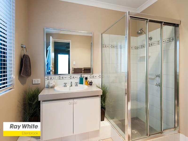 7 Strathmore Parkway, Ellenbrook WA 6069