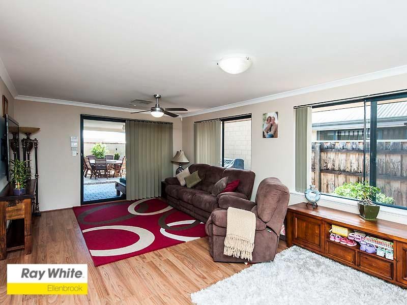 7 Strathmore Parkway, Ellenbrook WA 6069