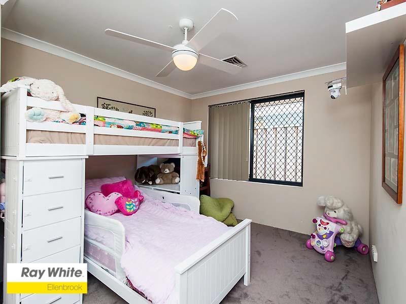 7 Strathmore Parkway, Ellenbrook WA 6069