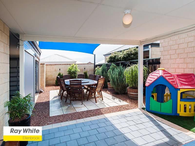 7 Strathmore Parkway, Ellenbrook WA 6069