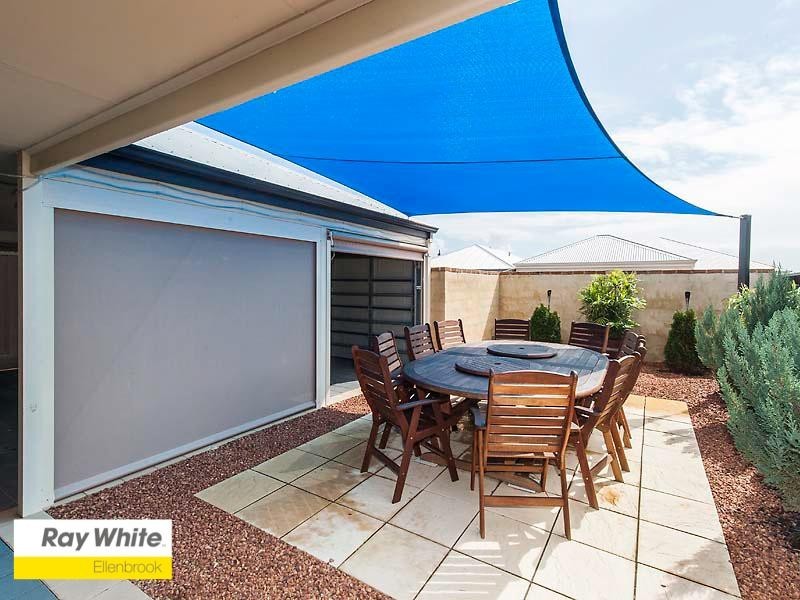7 Strathmore Parkway, Ellenbrook WA 6069