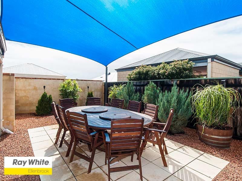 7 Strathmore Parkway, Ellenbrook WA 6069