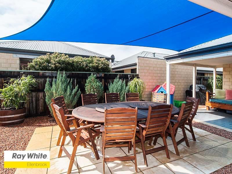 7 Strathmore Parkway, Ellenbrook WA 6069