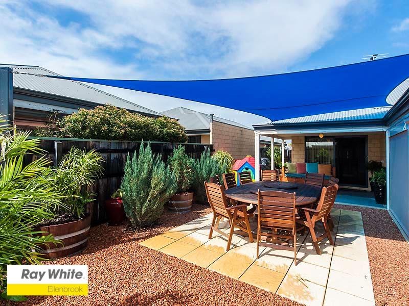 7 Strathmore Parkway, Ellenbrook WA 6069