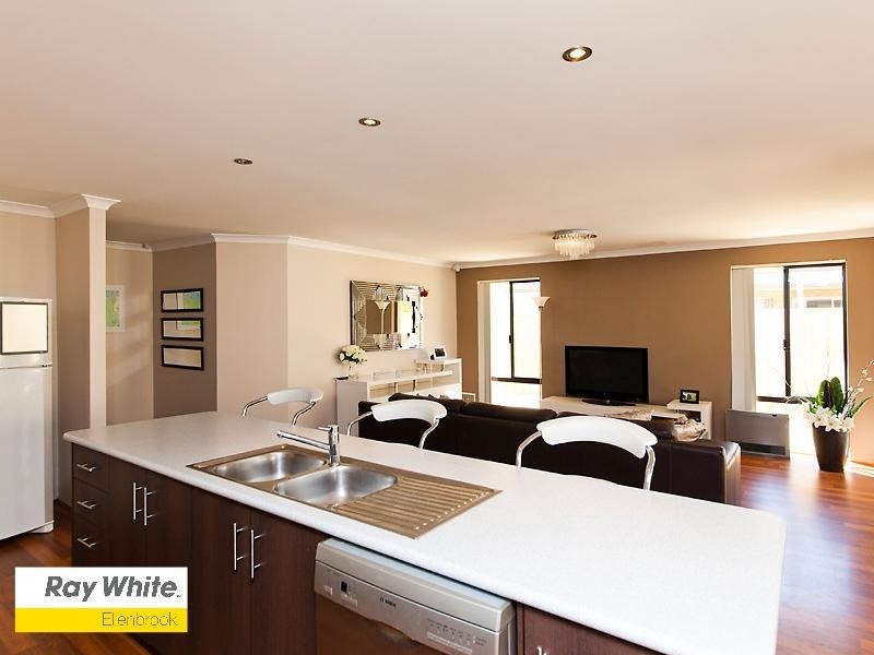 7 Huntly Avenue, Butler WA 6036