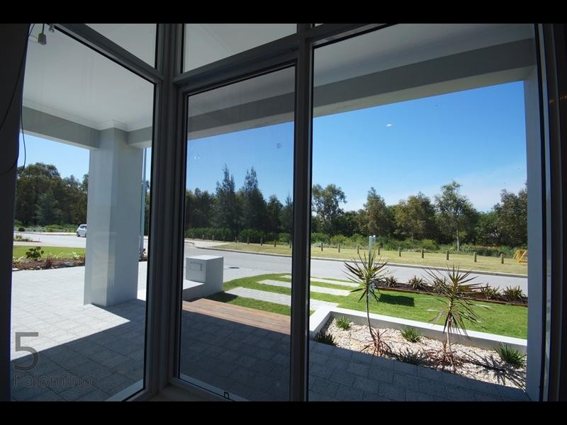5 Palomino Prom, The Vines WA 6069