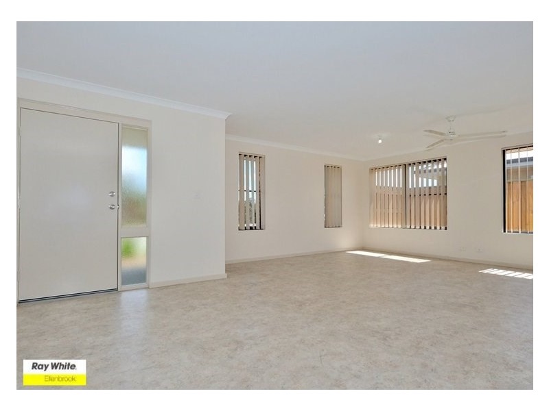 25 Ranfurly Approach, Ellenbrook WA 6069