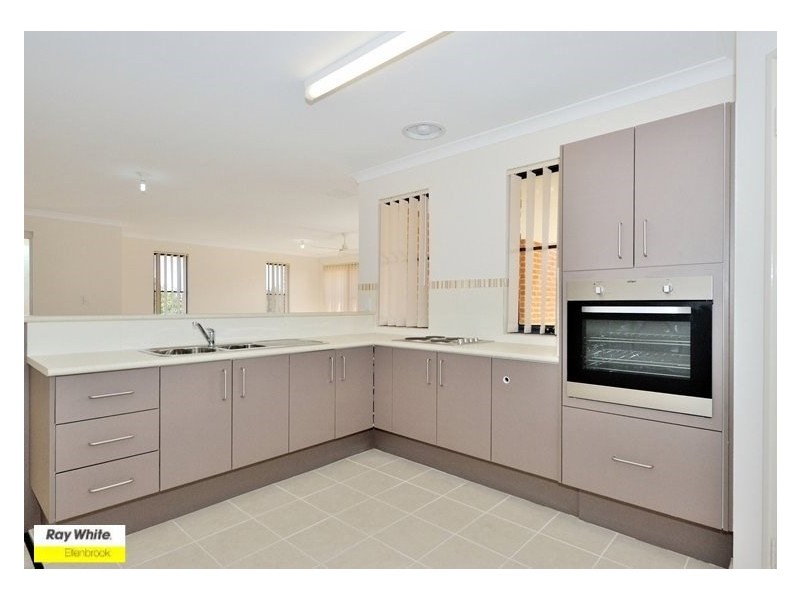 25 Ranfurly Approach, Ellenbrook WA 6069