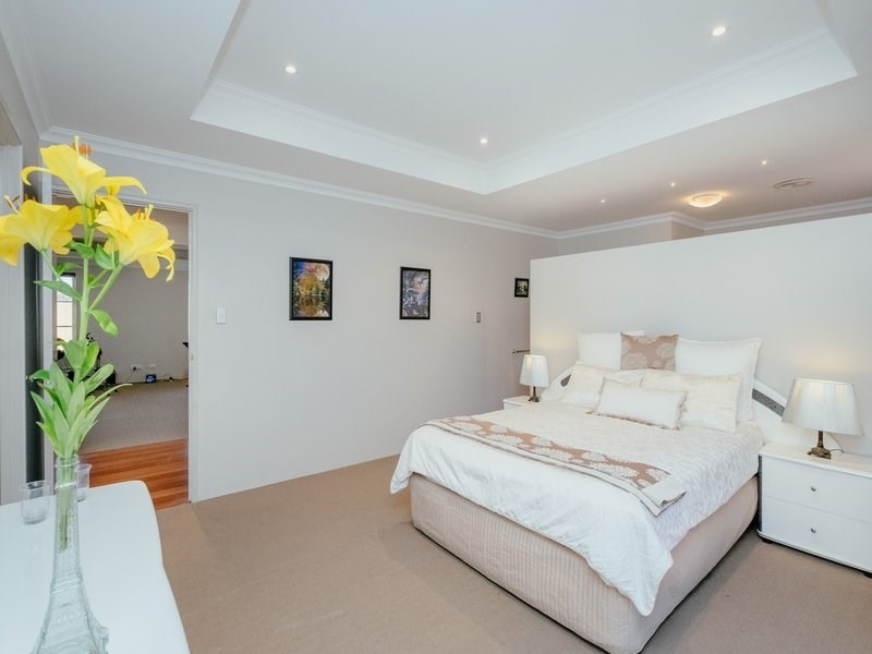 19 Fleetwood Link, Ellenbrook WA 6069