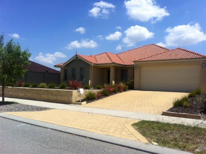 3 Tondoon Bend, Aveley WA 6069