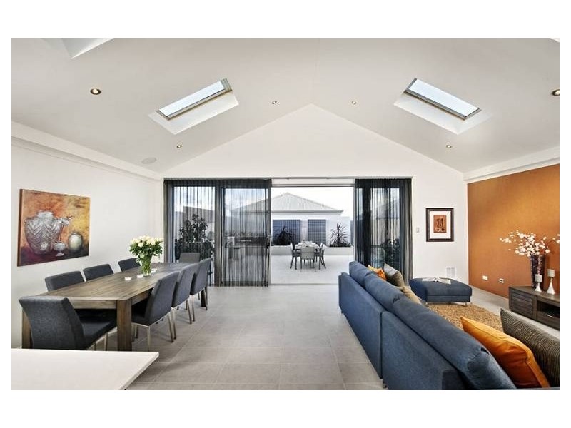 153 Elmridge Parkway, Ellenbrook WA 6069