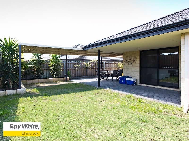 18 Bendora Turn, Ellenbrook WA 6069