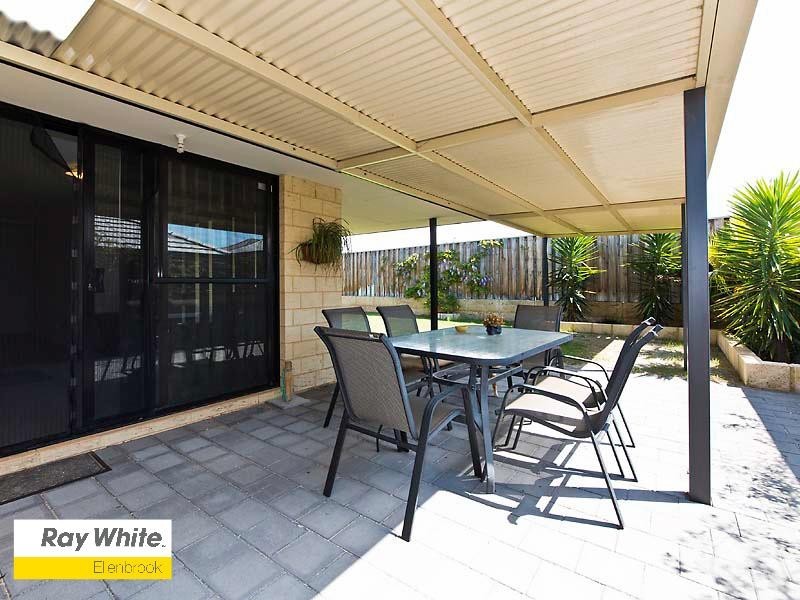 18 Bendora Turn, Ellenbrook WA 6069