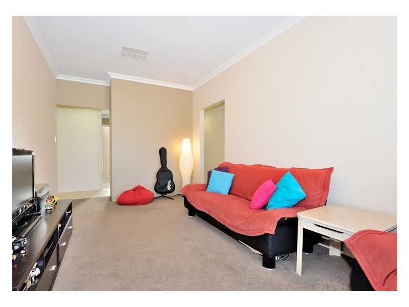 4 Cape Gardens, Ellenbrook WA 6069