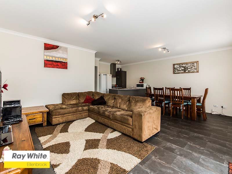 35 Shepherd Avenue, Ellenbrook WA 6069