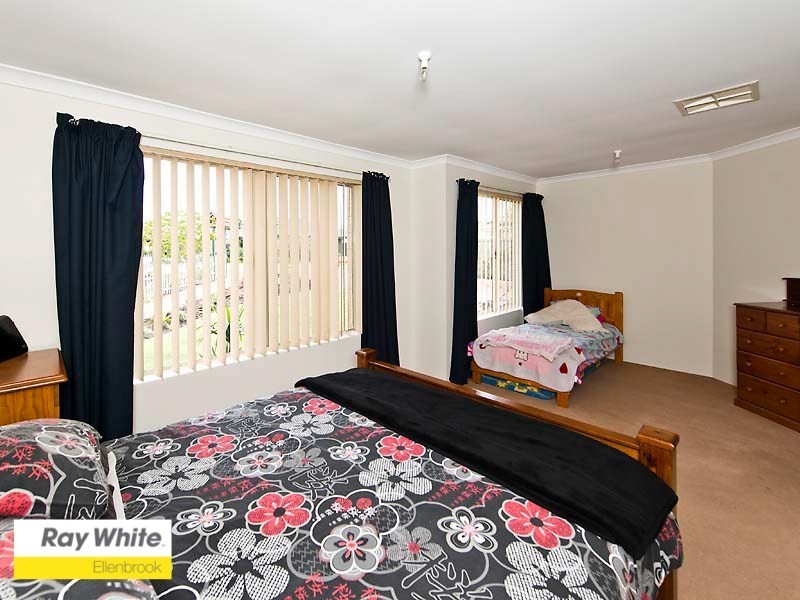 30 Wattlebird Crescent, Ellenbrook WA 6069