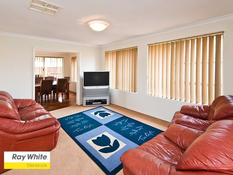 30 Wattlebird Crescent, Ellenbrook WA 6069