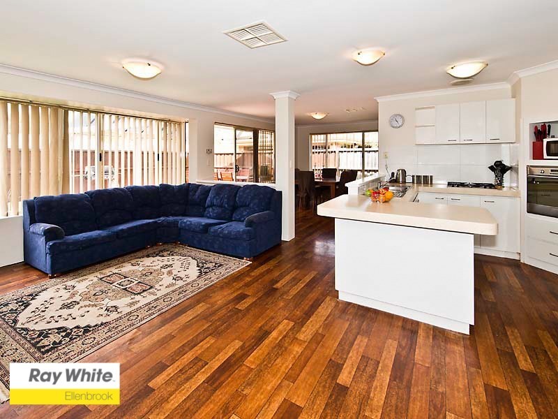 30 Wattlebird Crescent, Ellenbrook WA 6069