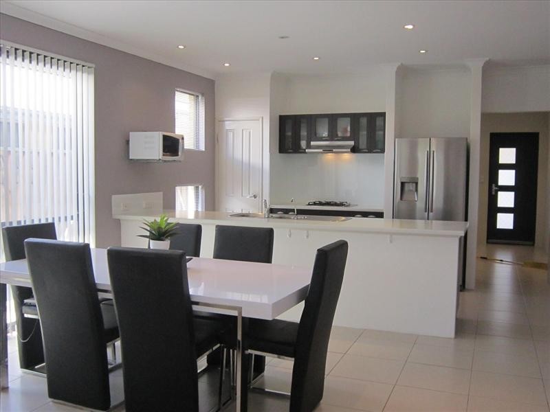 3 Tuross Way, Ellenbrook WA 6069