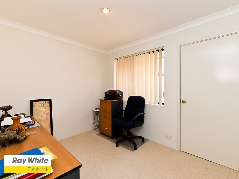 38 San Lorenzo Boulevard, Ellenbrook WA 6069