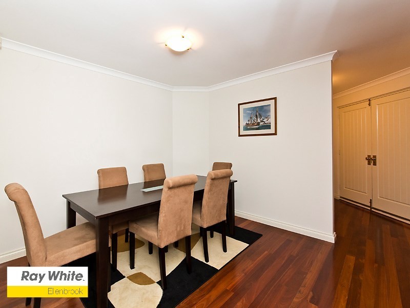 38 San Lorenzo Boulevard, Ellenbrook WA 6069