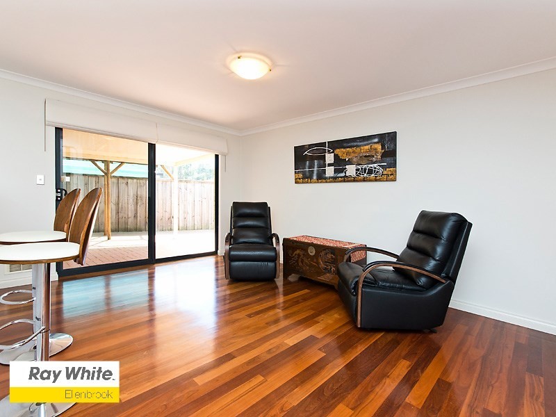 38 San Lorenzo Boulevard, Ellenbrook WA 6069