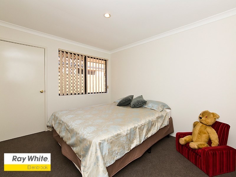 38 San Lorenzo Boulevard, Ellenbrook WA 6069