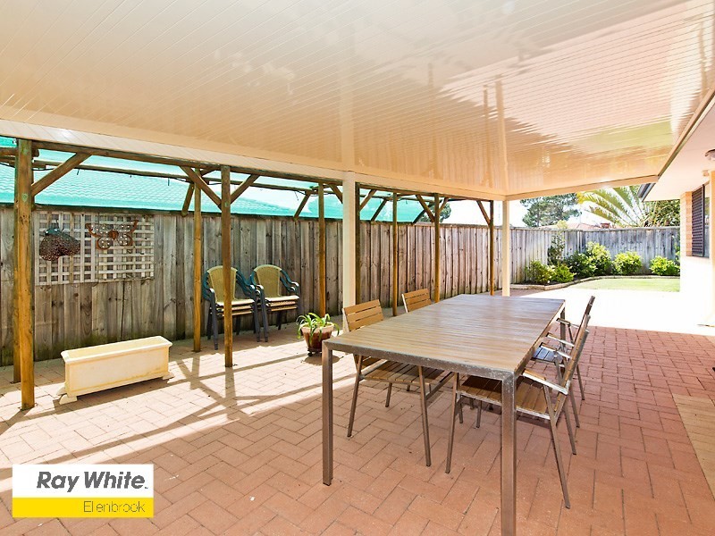 38 San Lorenzo Boulevard, Ellenbrook WA 6069