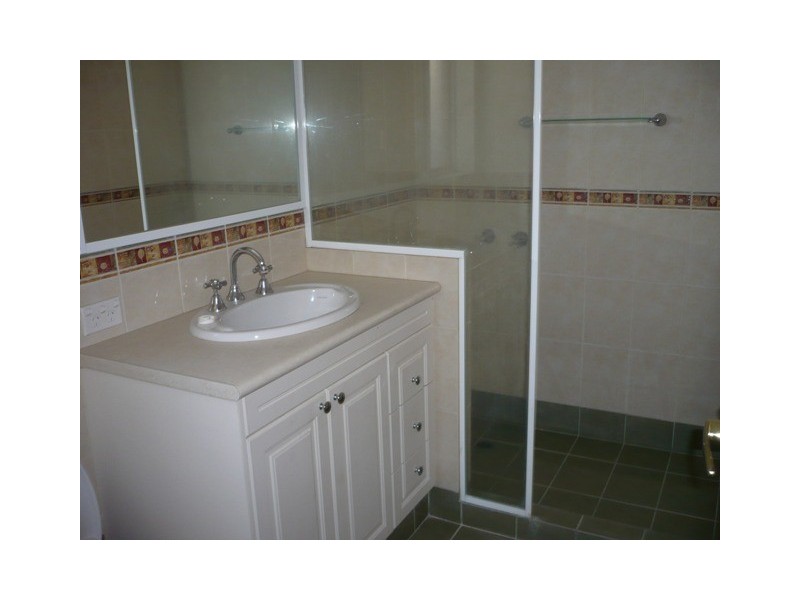 26 Valleybrook Road, Caversham WA 6055