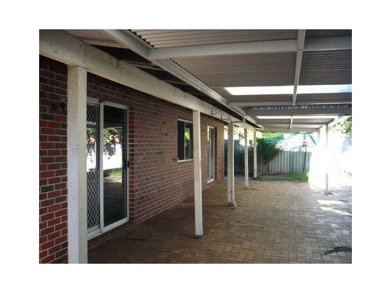 26 Valleybrook Road, Caversham WA 6055