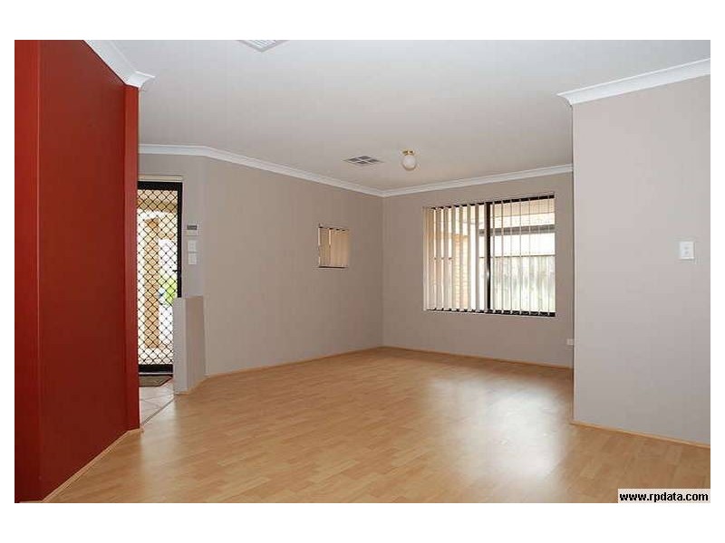 4 Granada Way, Ellenbrook WA 6069